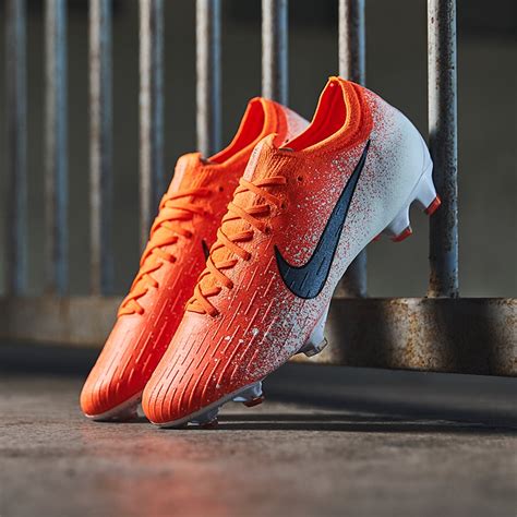 mens football boots.